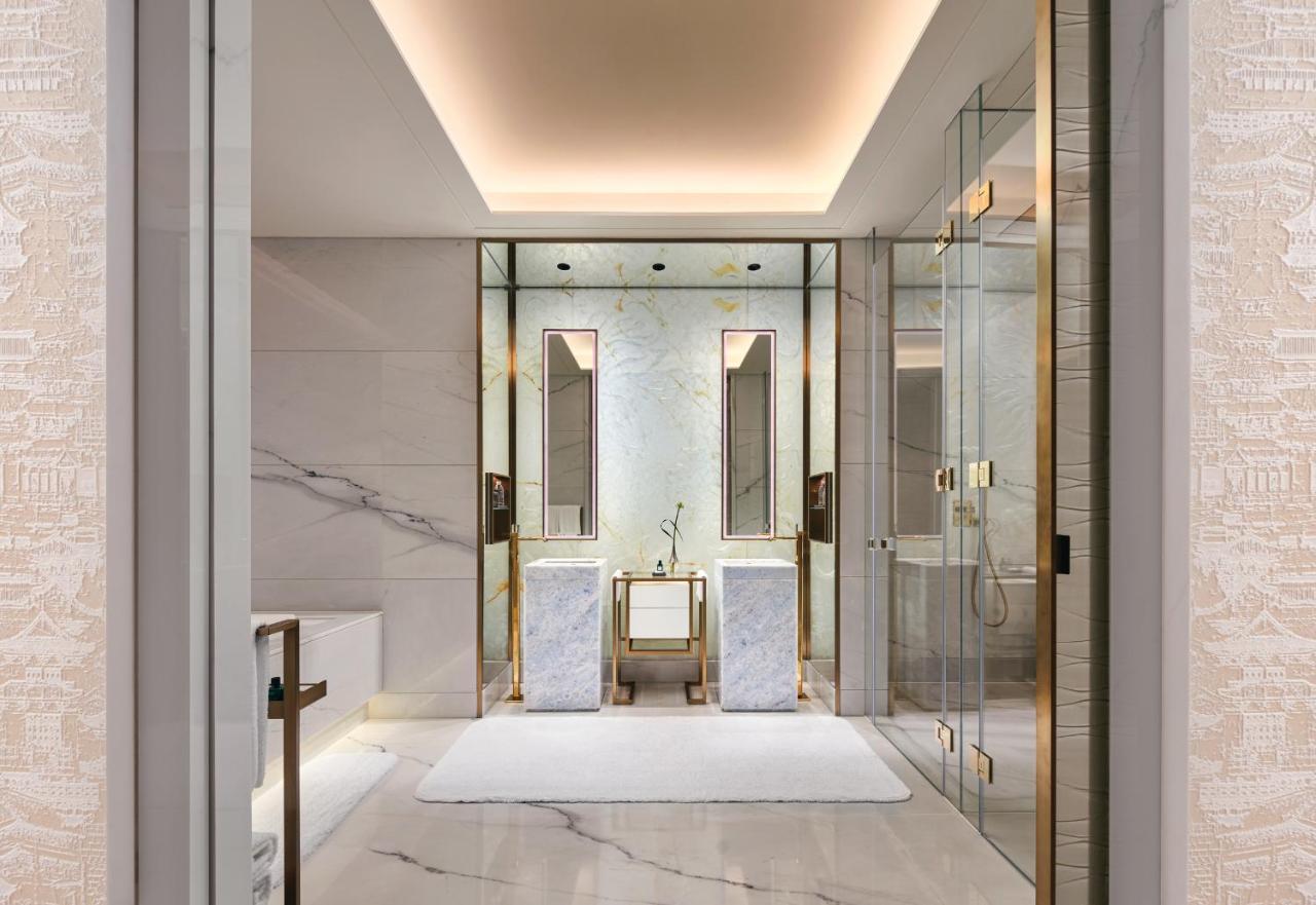 J Hotel, Shanghai Tower - Above All Else, Overlooking The Bund Xangai Exterior foto