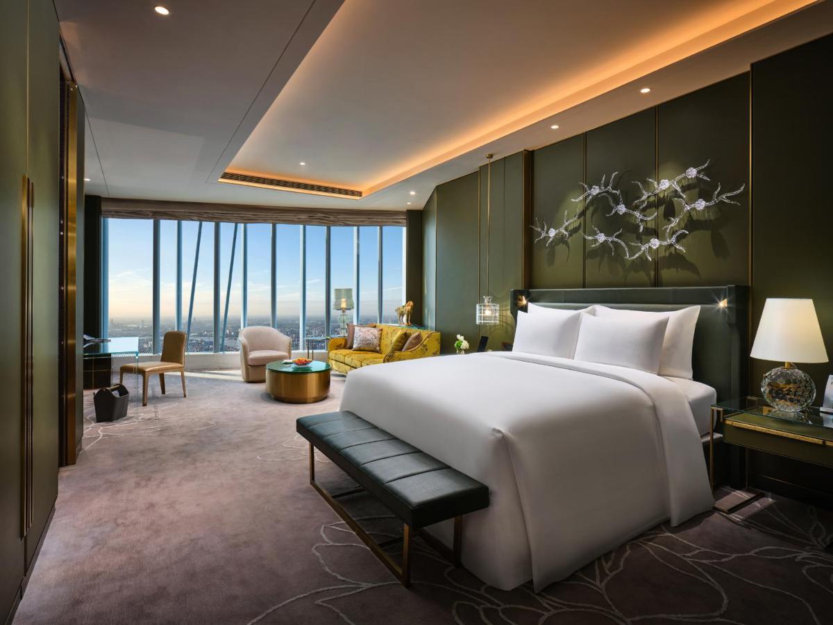 J Hotel, Shanghai Tower - Above All Else, Overlooking The Bund Xangai Exterior foto