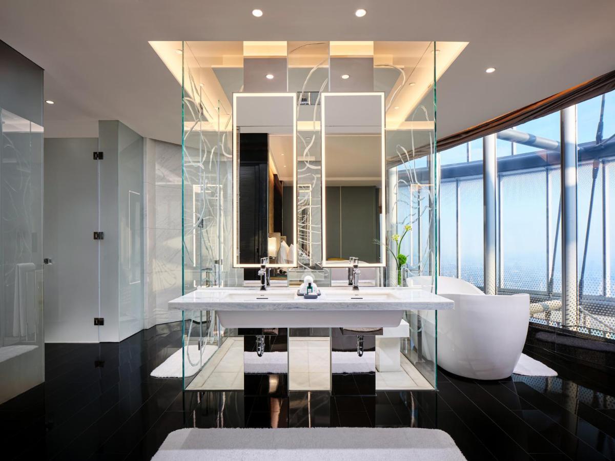 J Hotel, Shanghai Tower - Above All Else, Overlooking The Bund Xangai Exterior foto