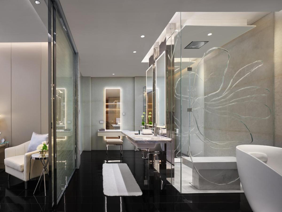 J Hotel, Shanghai Tower - Above All Else, Overlooking The Bund Xangai Exterior foto