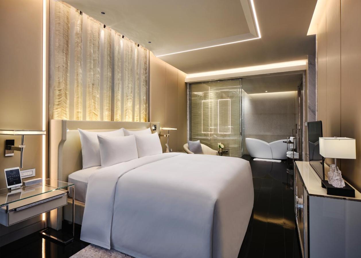 J Hotel, Shanghai Tower - Above All Else, Overlooking The Bund Xangai Exterior foto
