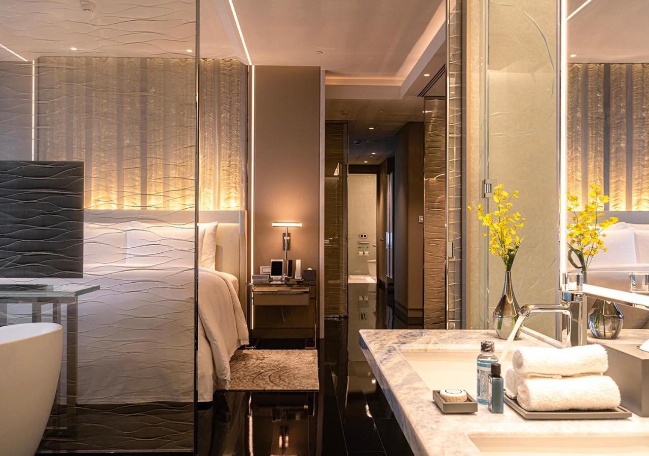 J Hotel, Shanghai Tower - Above All Else, Overlooking The Bund Xangai Exterior foto