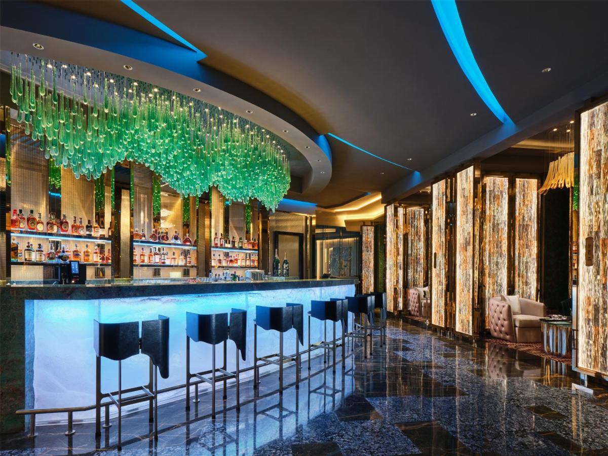J Hotel, Shanghai Tower - Above All Else, Overlooking The Bund Xangai Exterior foto